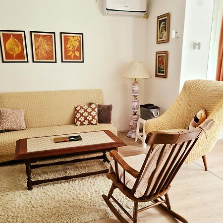 Citys Apartment Апатин Екстериор снимка